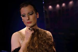 Διαγωνισμός.. Κερδίστε 5 διπλές προσκλήσεις «Μια νύχτα με τον Άρνυ» στις 16/3